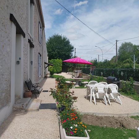 Gite Dans Une Ancienne Corps De Ferme D Provins Luaran gambar